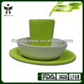 Estilo de vida verde com utensílios de mesa de bambu